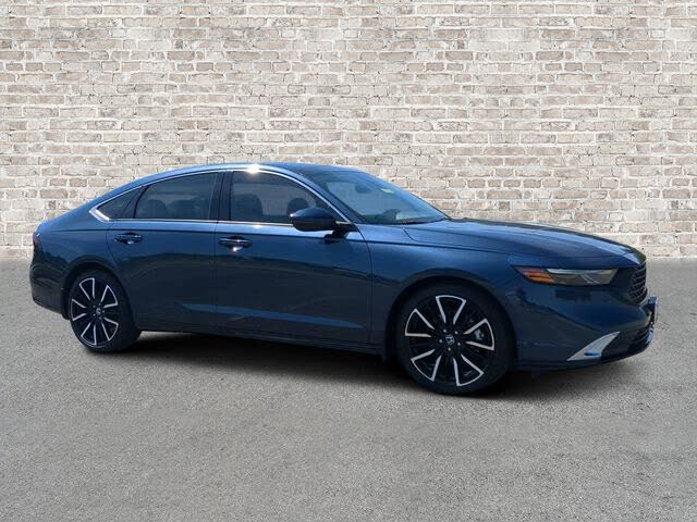 2025 Honda Accord Touring Hybrid listing photo
