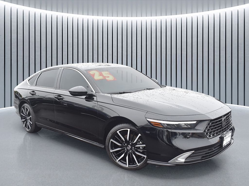 2025 Honda Accord Hybrid Touring