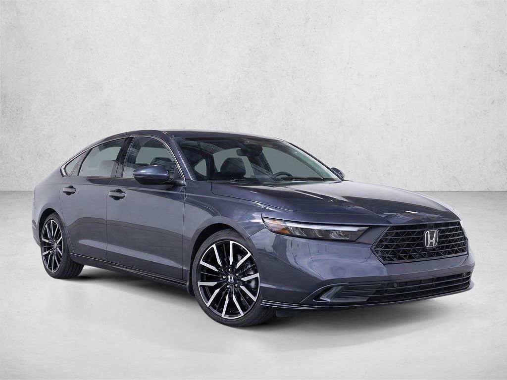 2023 Honda Accord Hybrid Touring w/BSI