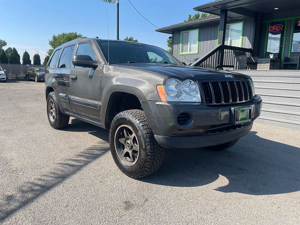 2005 Jeep Grand Cherokee Laredo