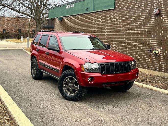 2005 Jeep Grand Cherokee Laredo
