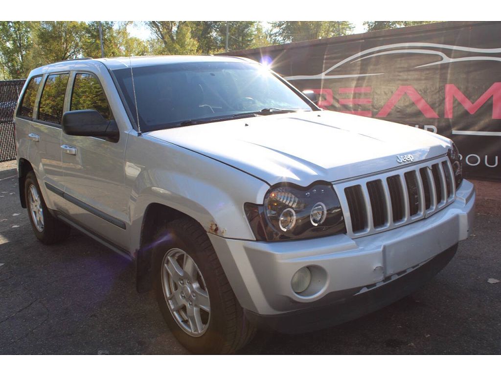 2007 Jeep Grand Cherokee Laredo