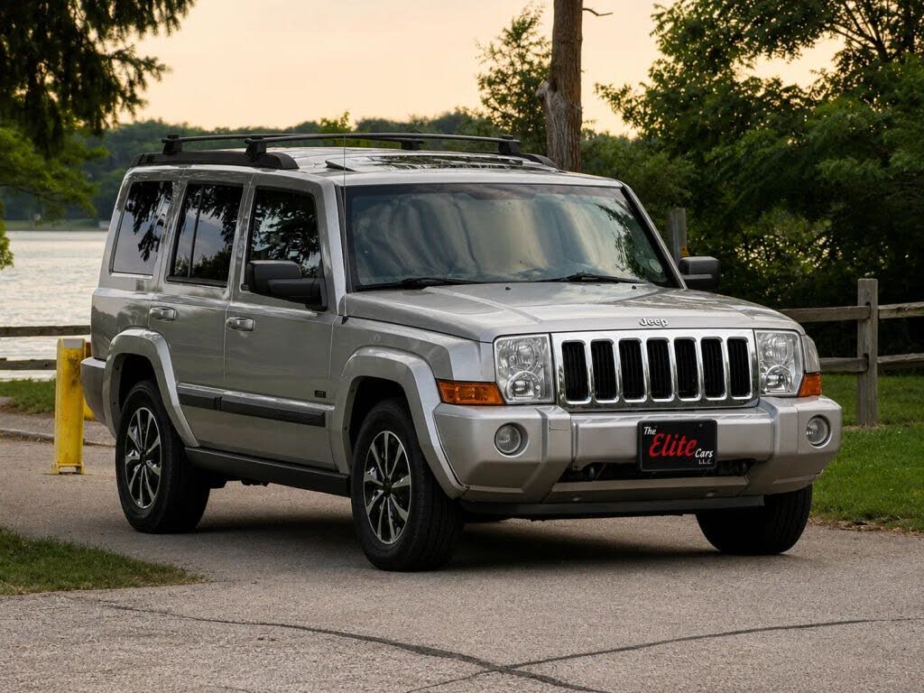 2008 Jeep Commander Sport