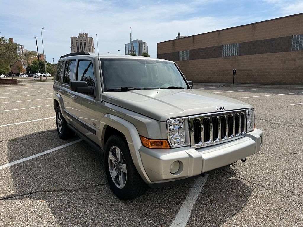 2008 Jeep Commander Sport