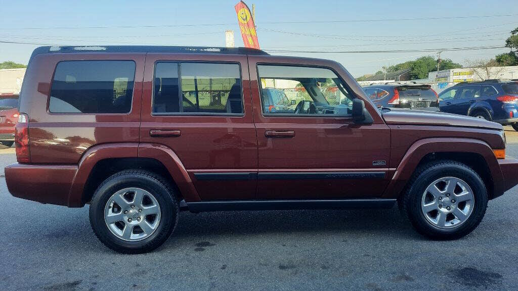 2007 Jeep Commander Sport