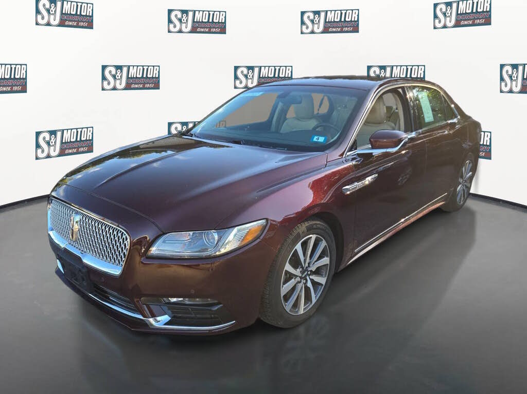 2018 Lincoln Continental Premiere