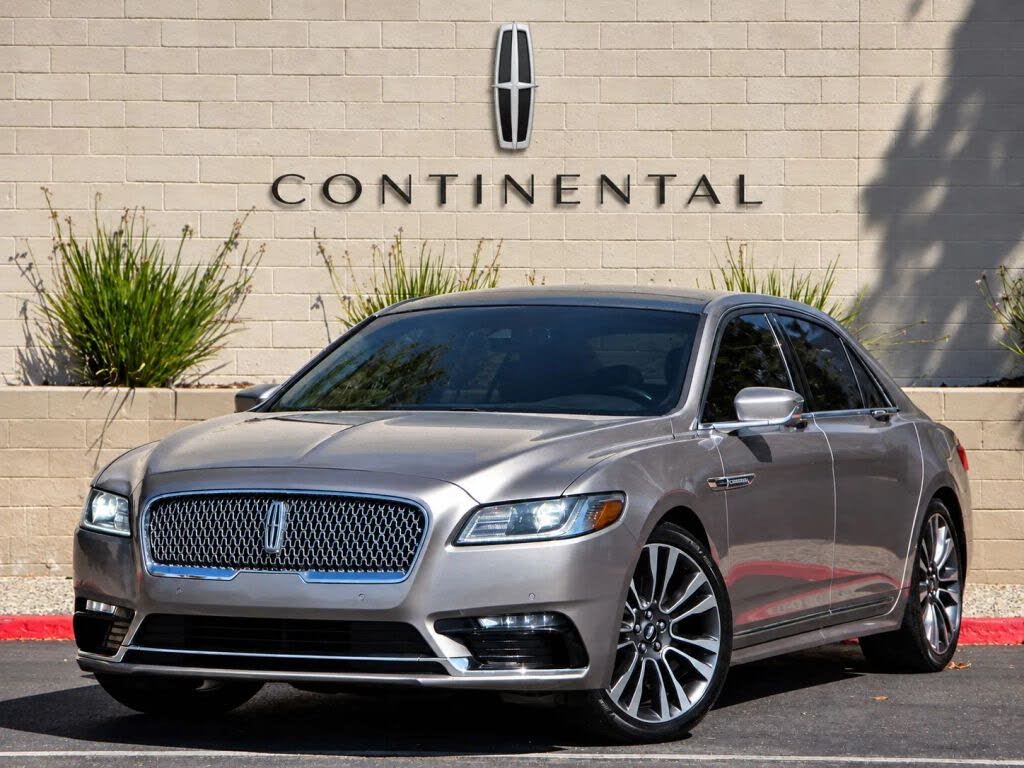 2019 Lincoln Continental Select