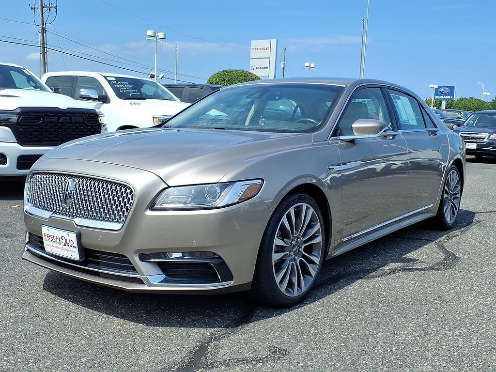 2019 Lincoln Continental Select