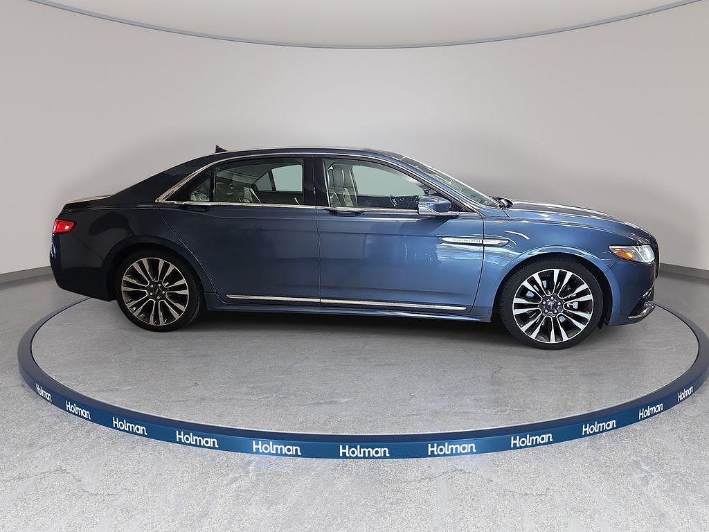 2019 Lincoln Continental Select
