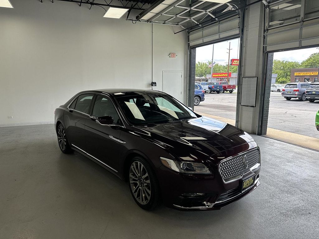 2017 Lincoln Continental Select