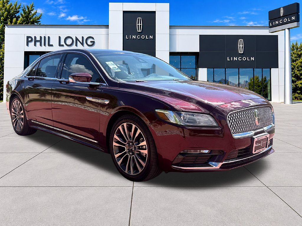2017 Lincoln Continental Select