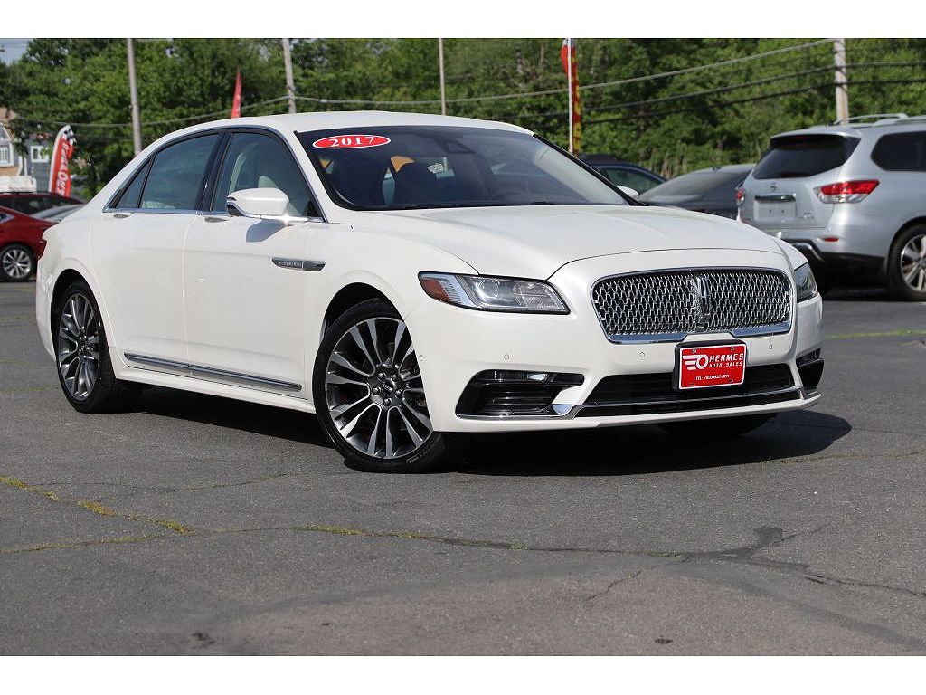 2017 Lincoln Continental Select