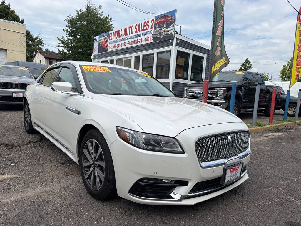 2017 Lincoln Continental Premiere