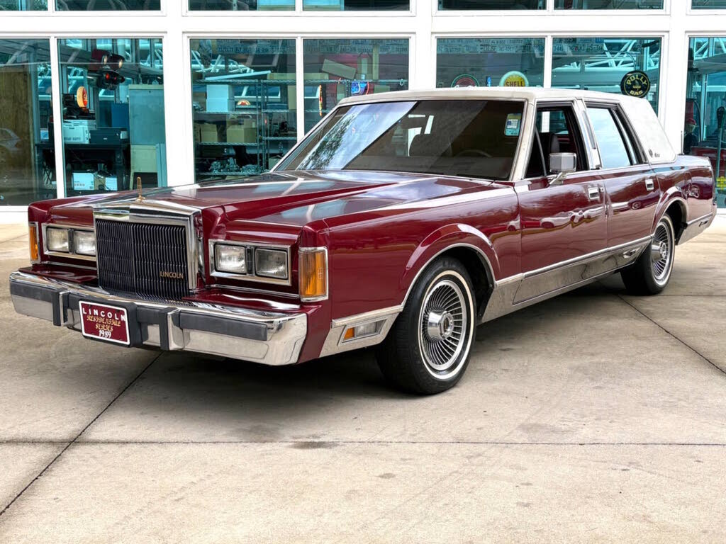1989 Lincoln Town Car Signature