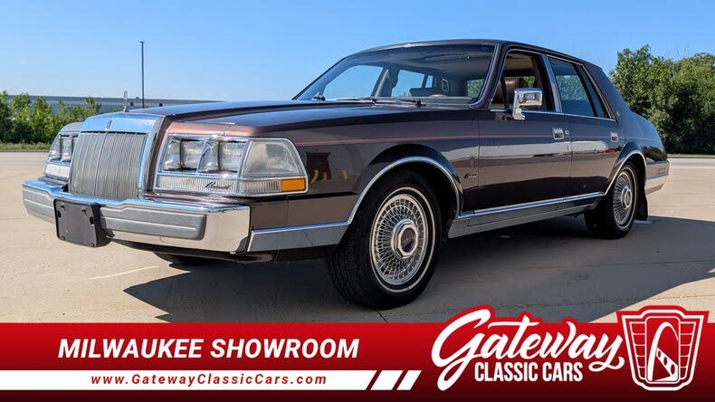 1987 Lincoln Continental Givenchy