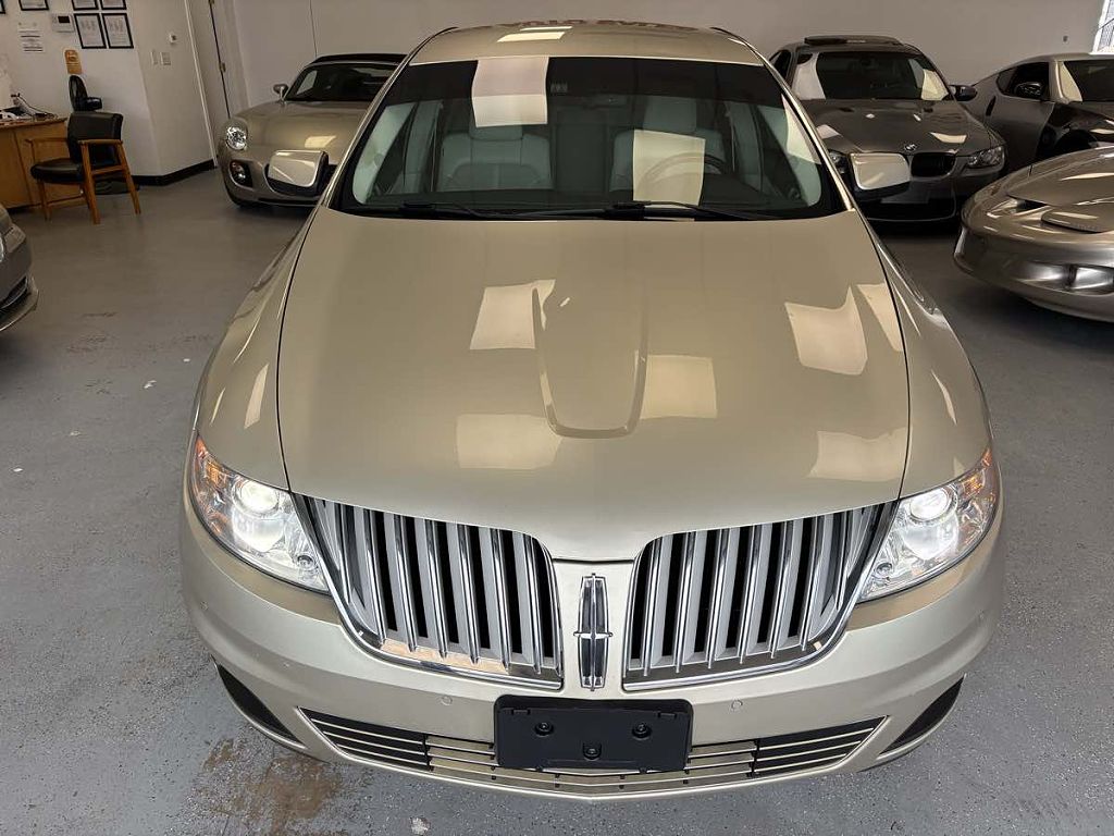 2011 Lincoln MKS