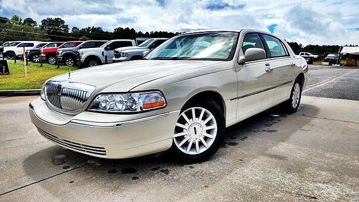 2006 Lincoln Town Car Signature