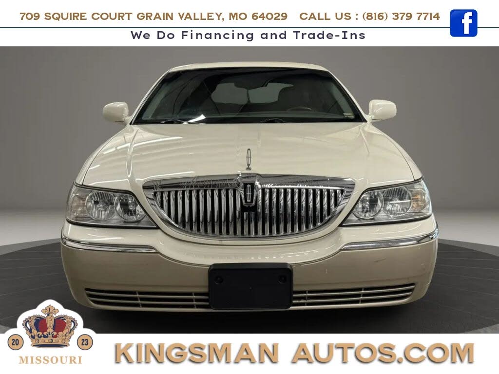 2004 Lincoln Town Car Ultimate