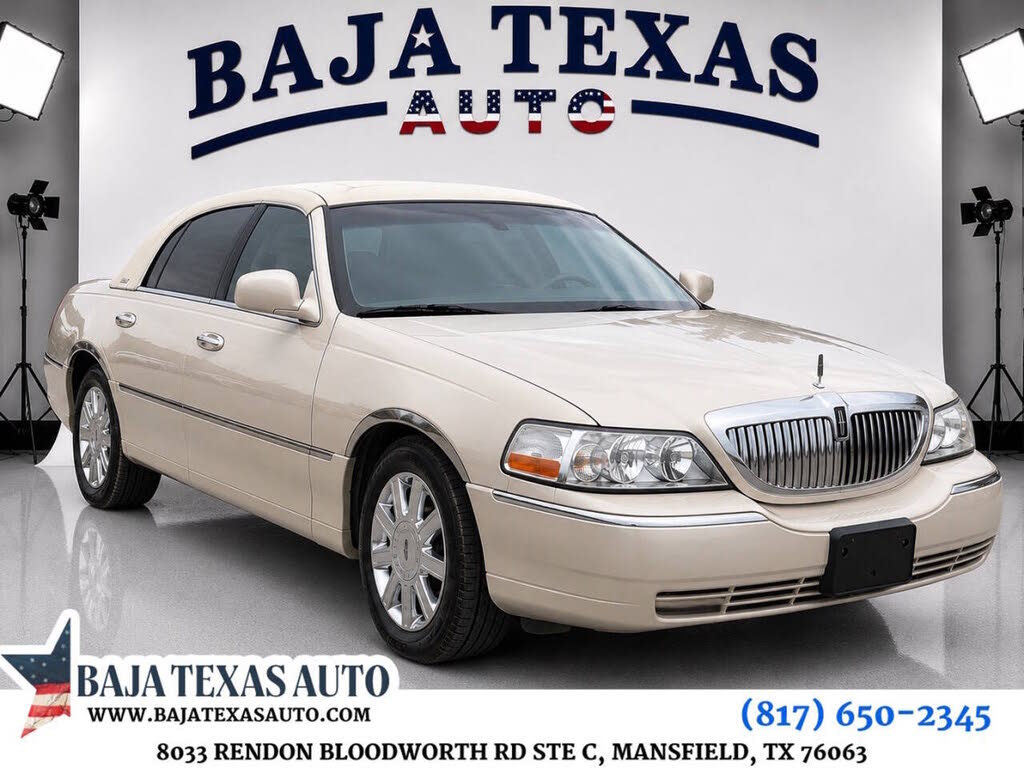 2003 Lincoln Town Car Cartier