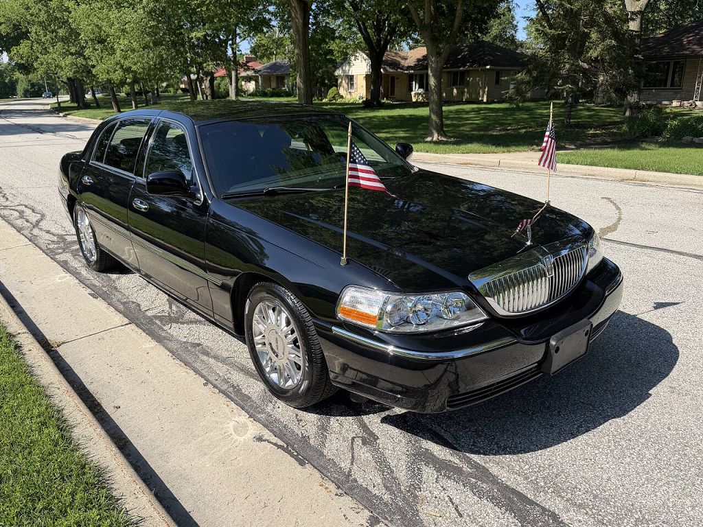 2006 Lincoln Town Car Signature L