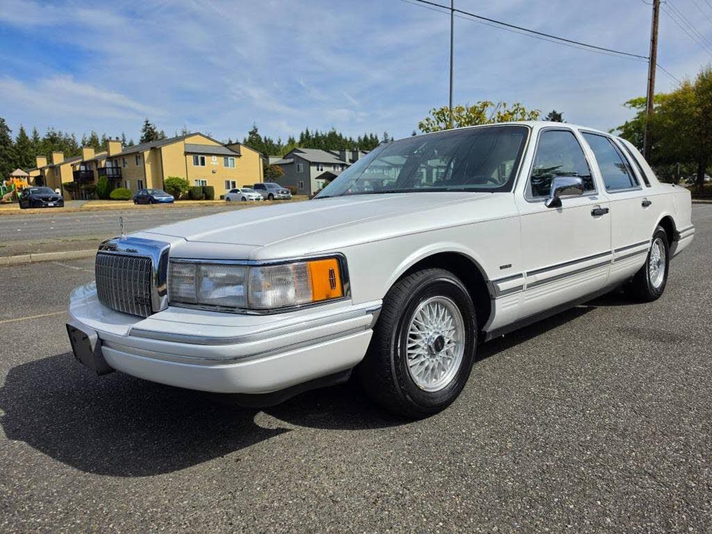 1993 Lincoln Town Car Cartier
