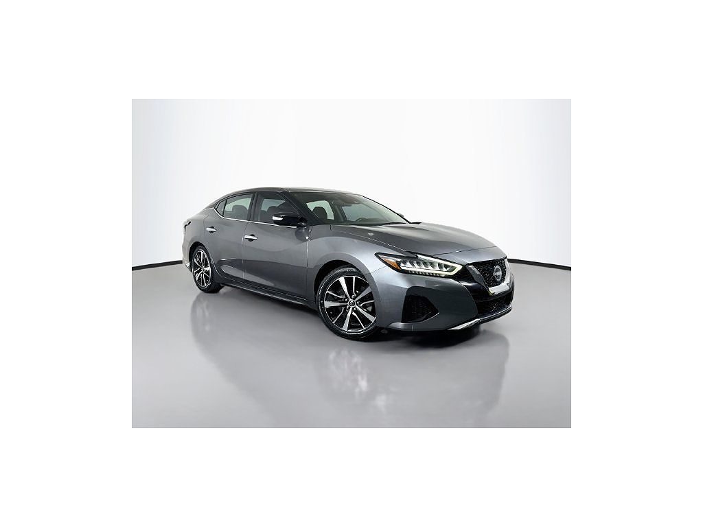 2023 Nissan Maxima SV