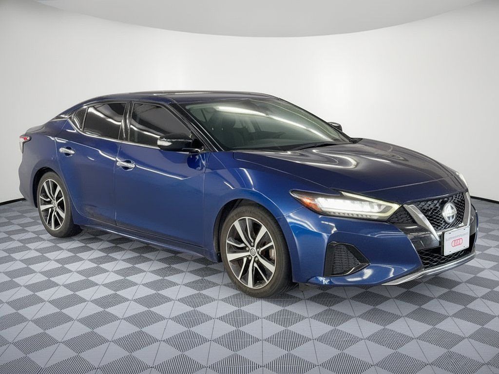 2022 Nissan Maxima SV