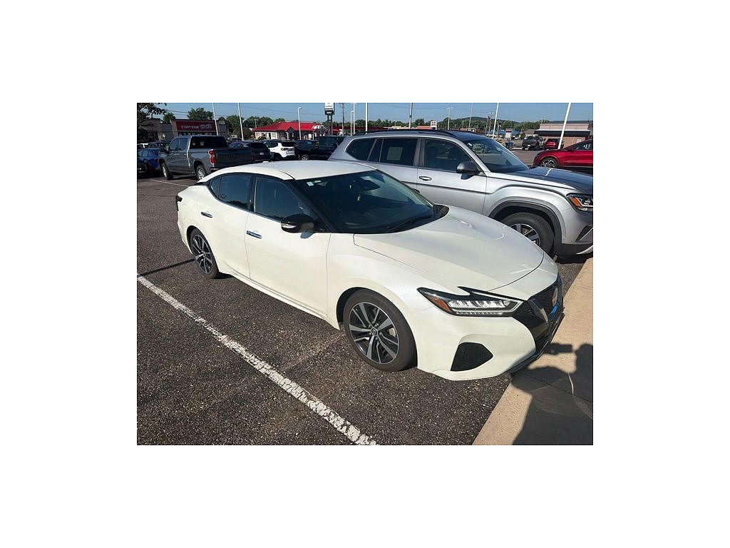 2023 Nissan Maxima 3.5 SV