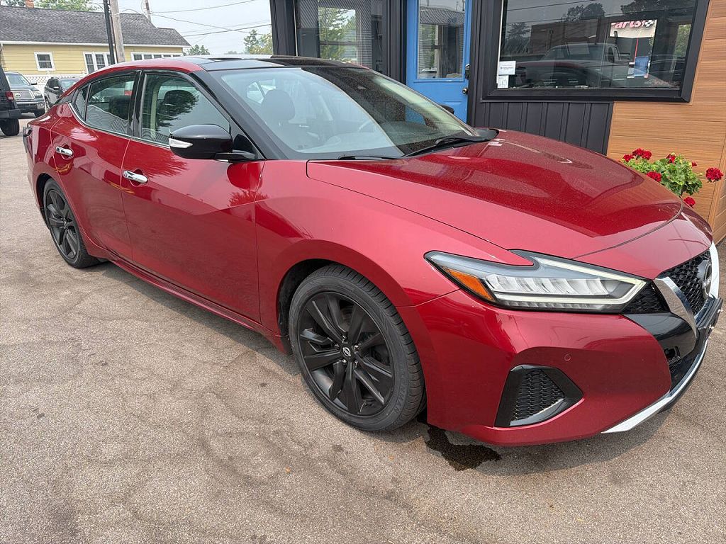 2023 Nissan Maxima SL