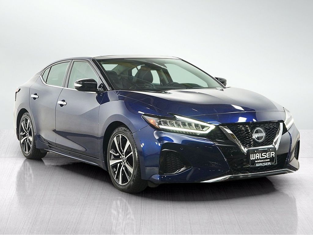 2023 Nissan Maxima SL