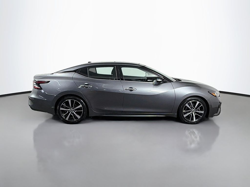 2023 Nissan Maxima SL
