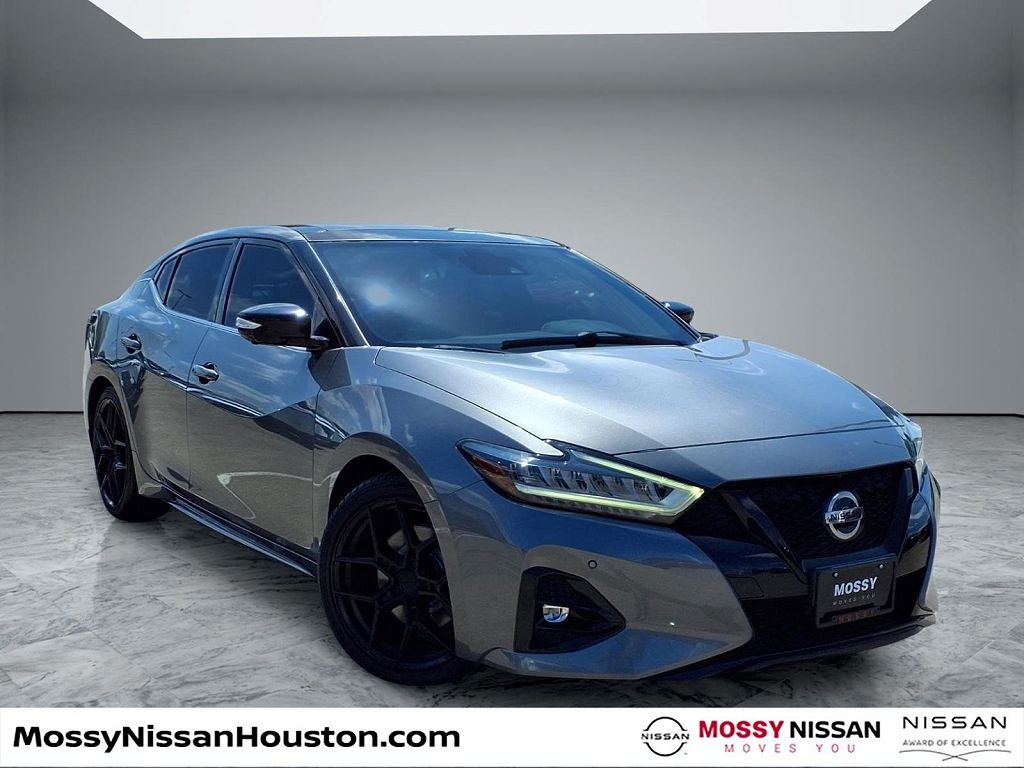2021 Nissan Maxima SR