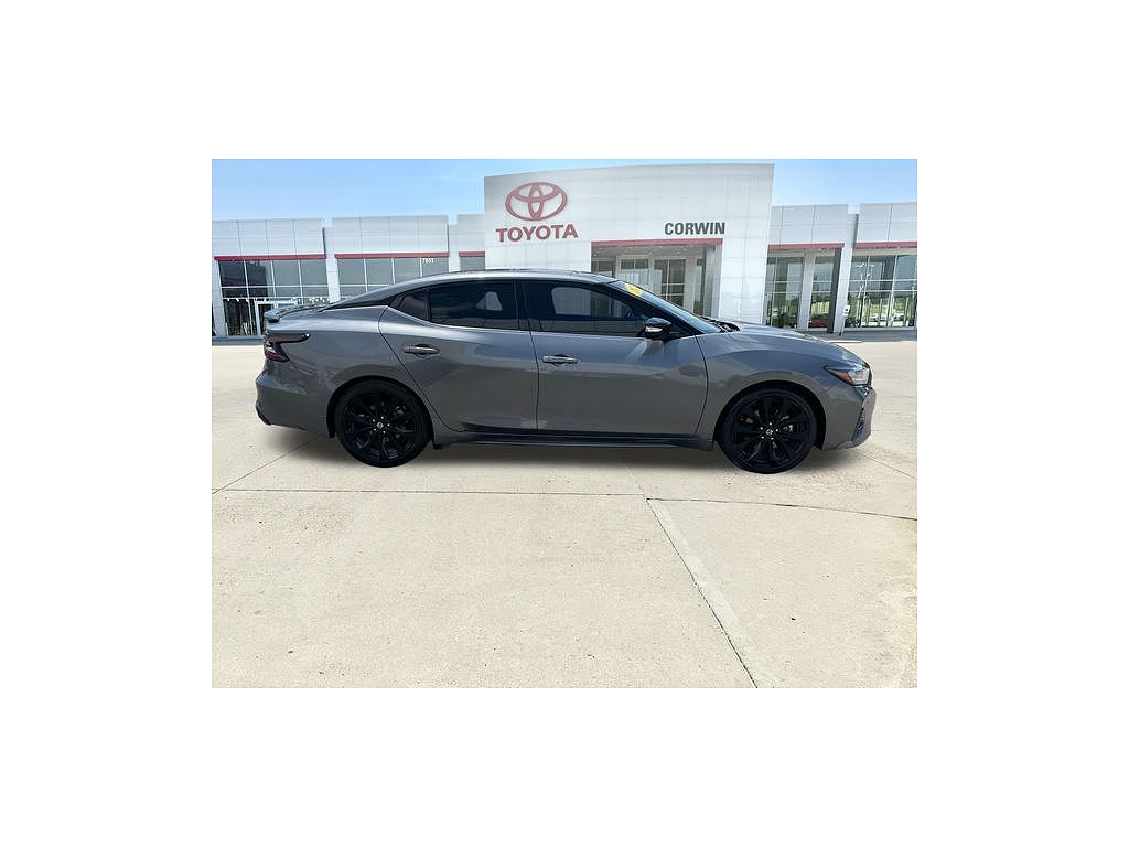 2021 Nissan Maxima SR