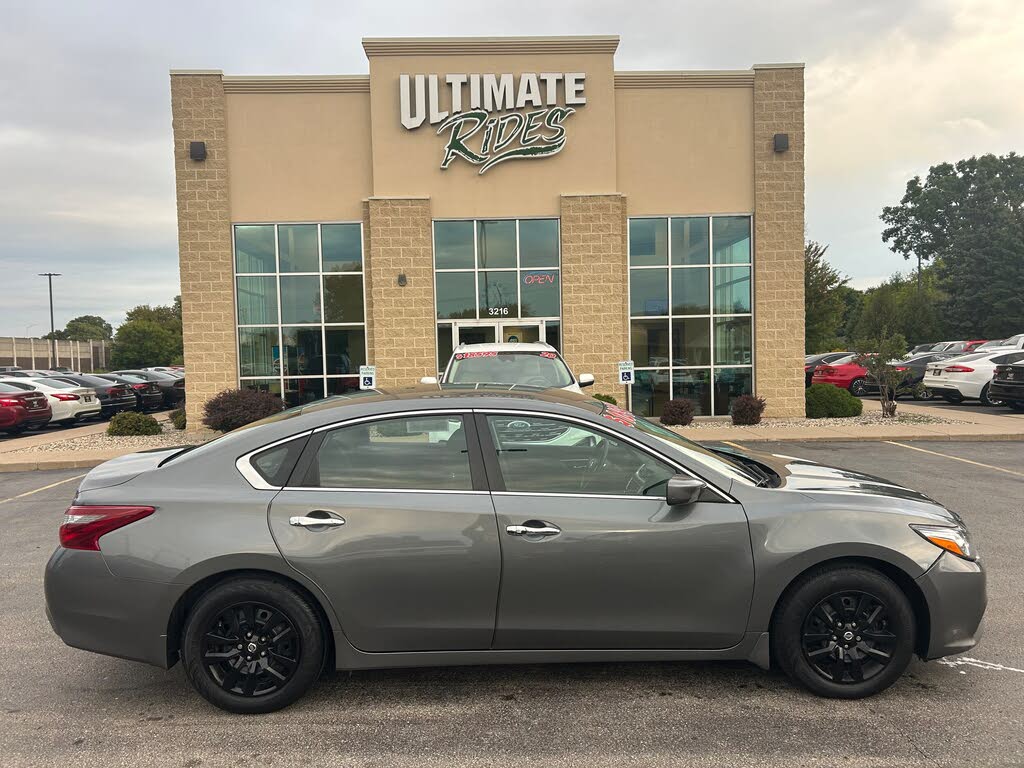 2018 2.5 SL in Gray, 23,970 miles for sale in Appleton, WI