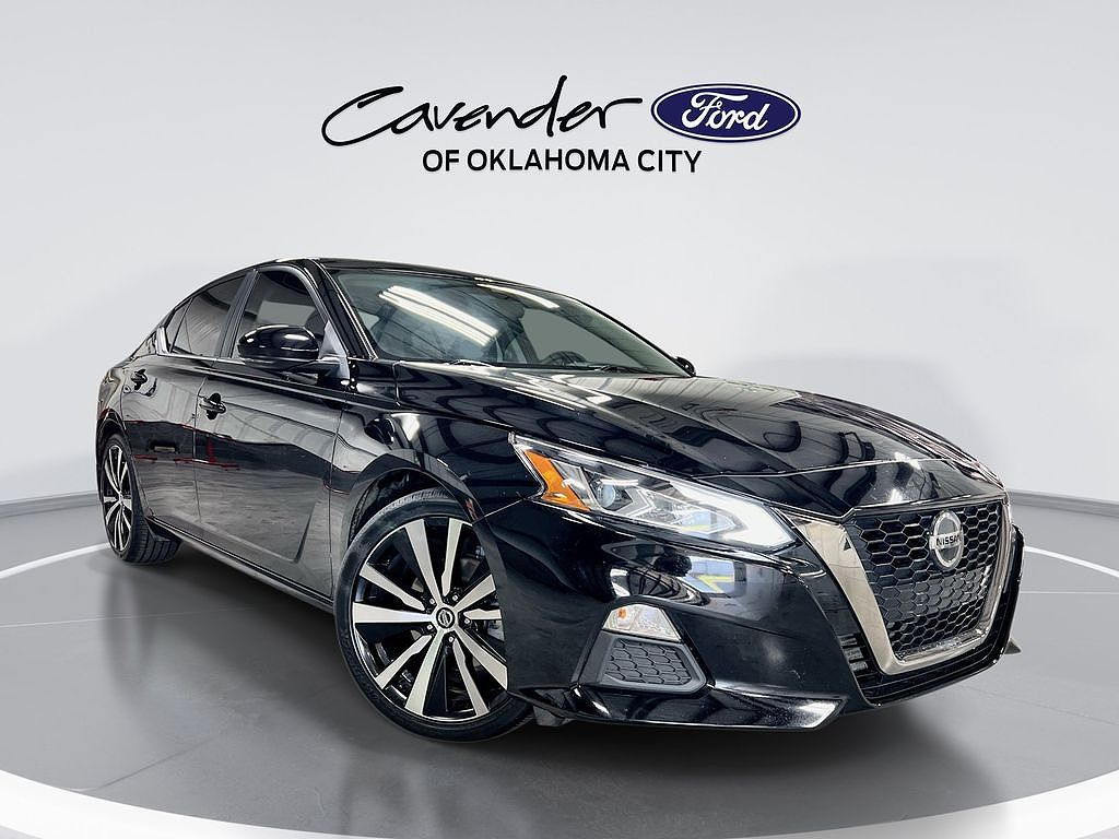 2022 Nissan Altima 2.0 SR