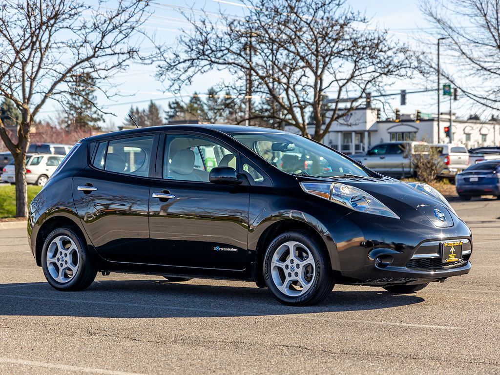 2013 Nissan Leaf SV