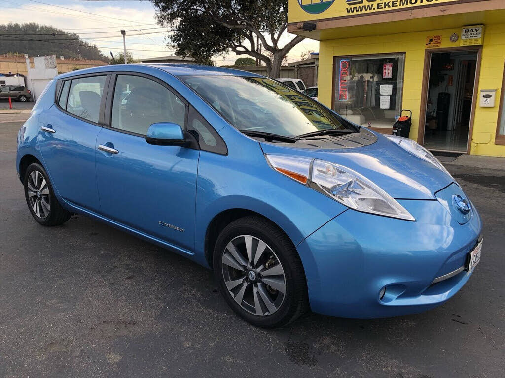 2013 Nissan LEAF photo 1