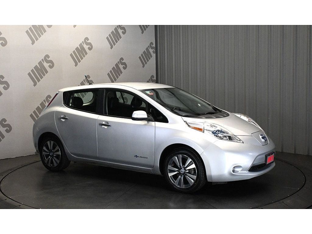 2014 Nissan LEAF photo 1