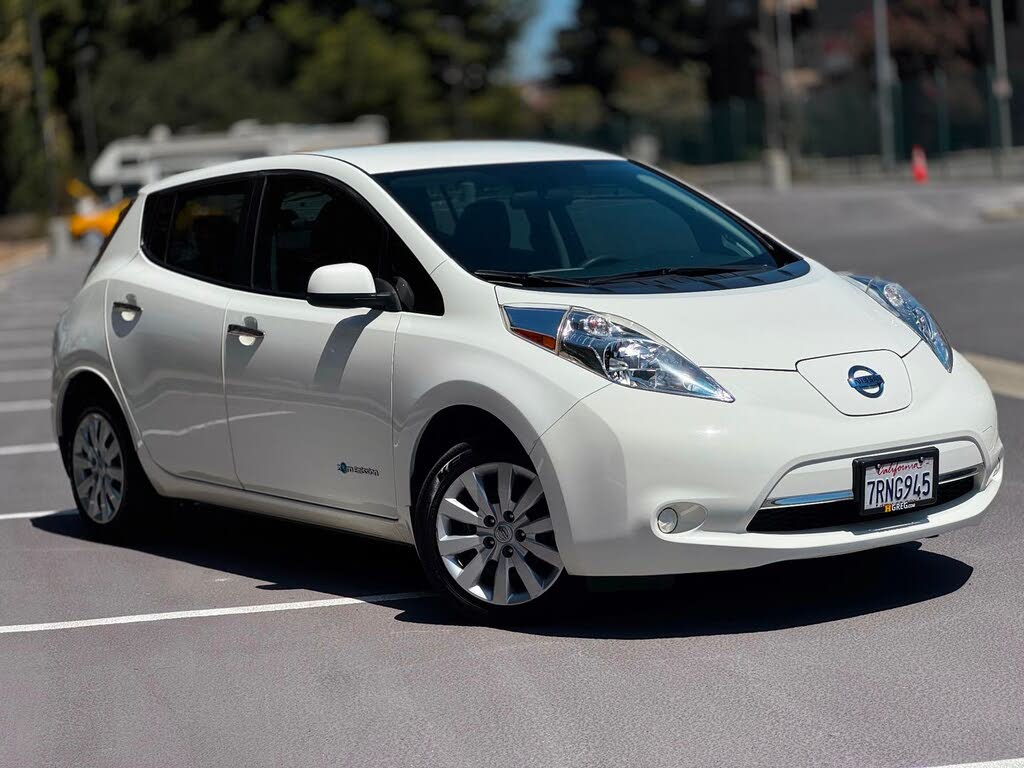 2016 Nissan Leaf photo 1