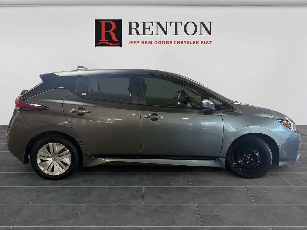 2022 Nissan Leaf S