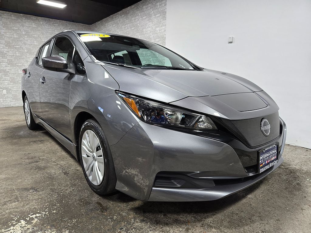 2023 Nissan Leaf S