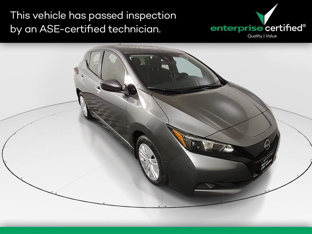 2025 Nissan LEAF S