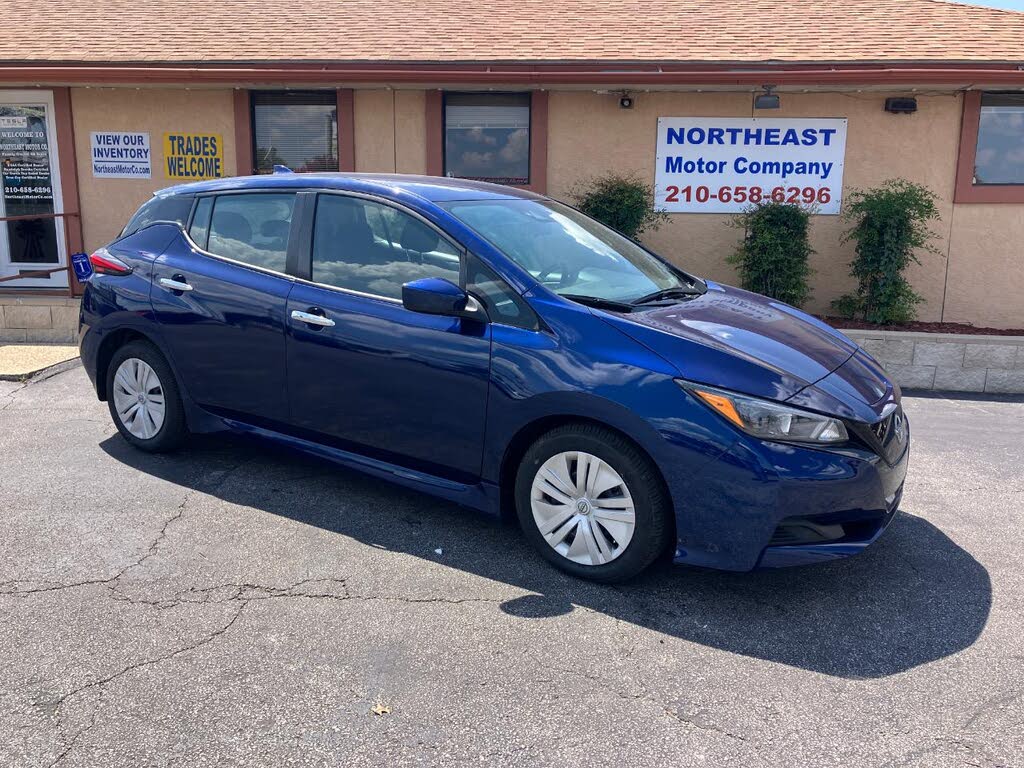 2023 Nissan LEAF S