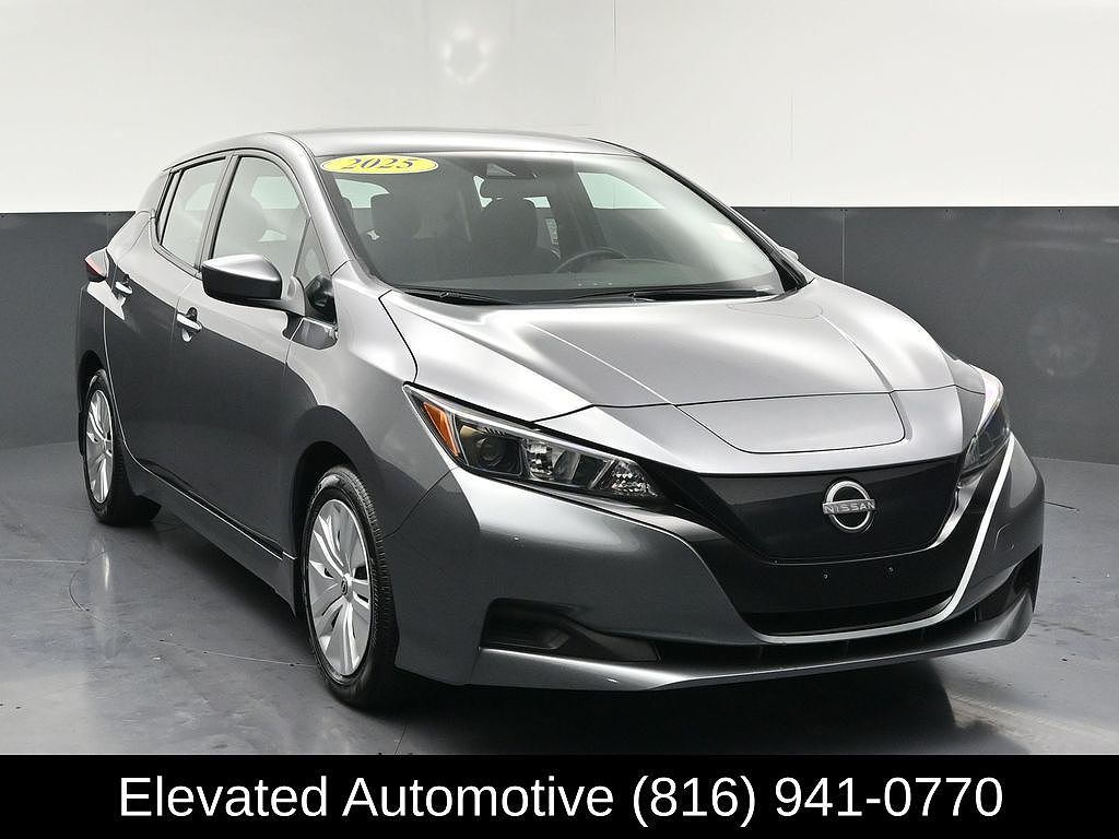 2025 Nissan Leaf S