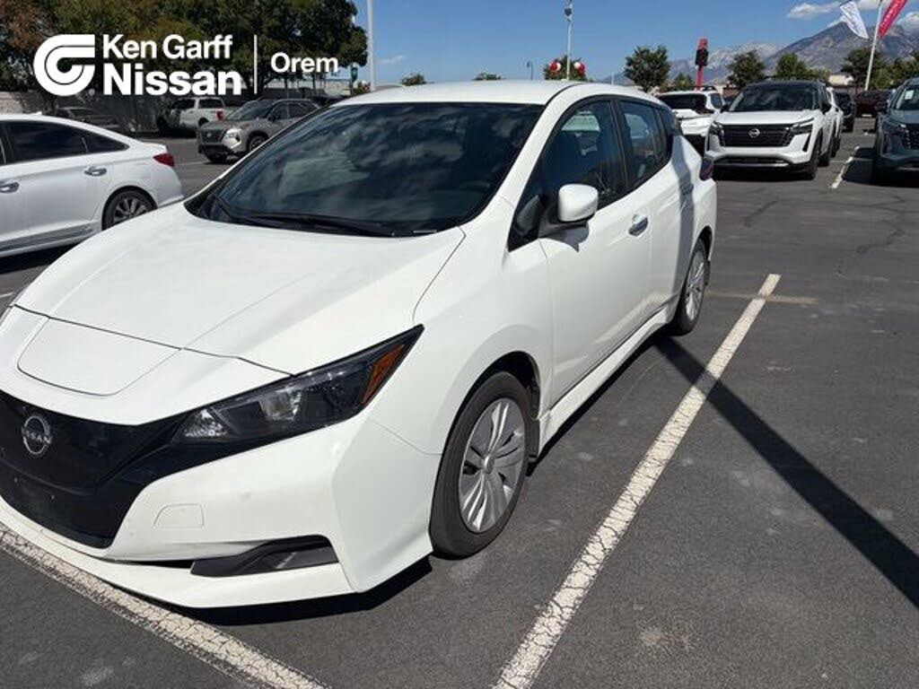 2025 Nissan Leaf S