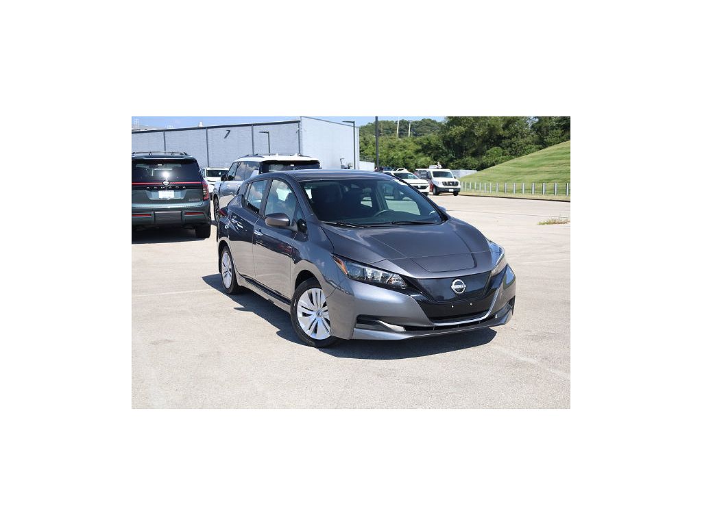 2023 Nissan Leaf S