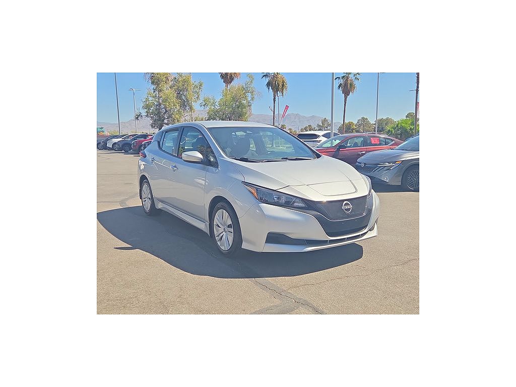 2025 Nissan Leaf S