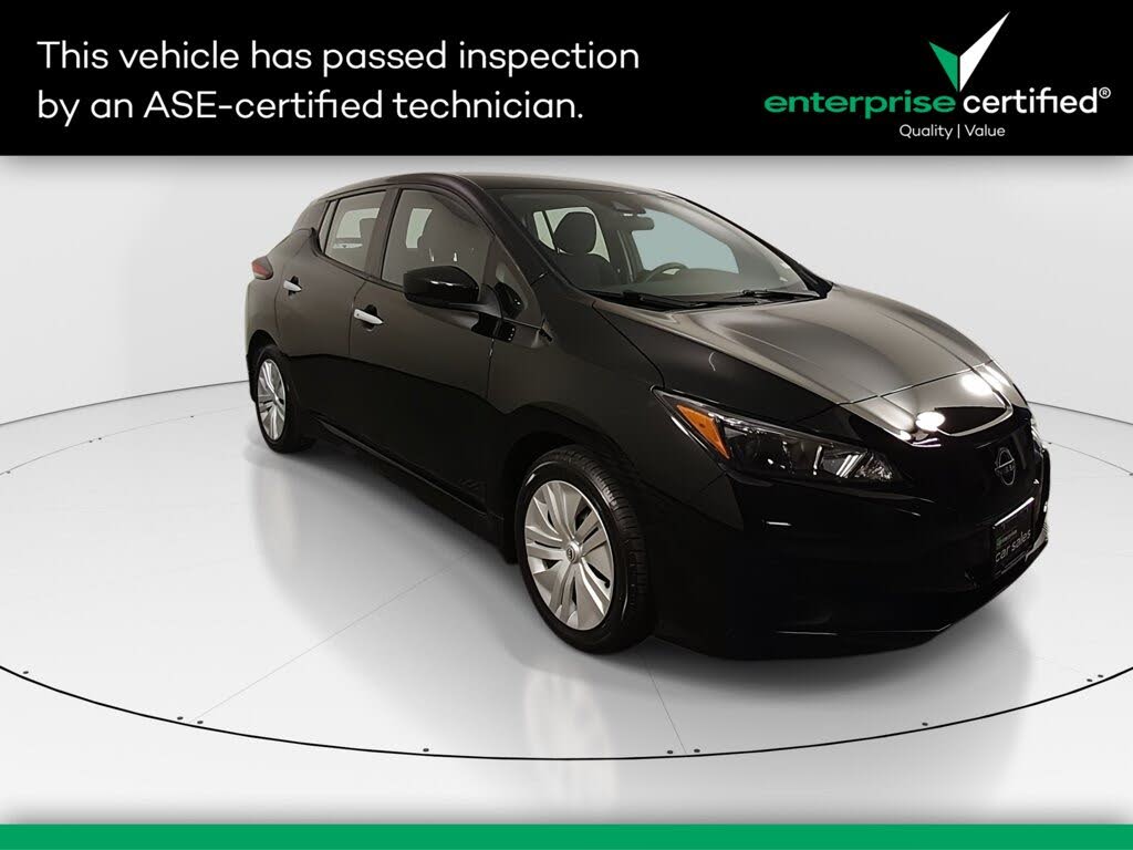 2025 Nissan LEAF S