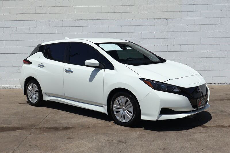 2023 Nissan Leaf S