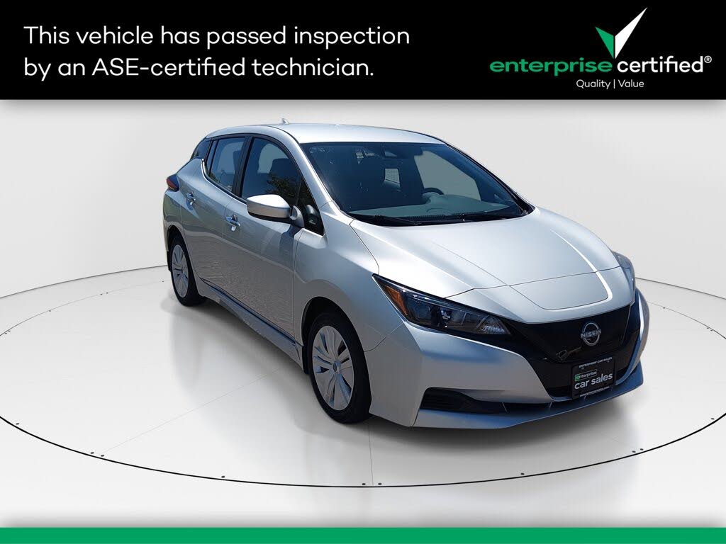 2025 Nissan LEAF S